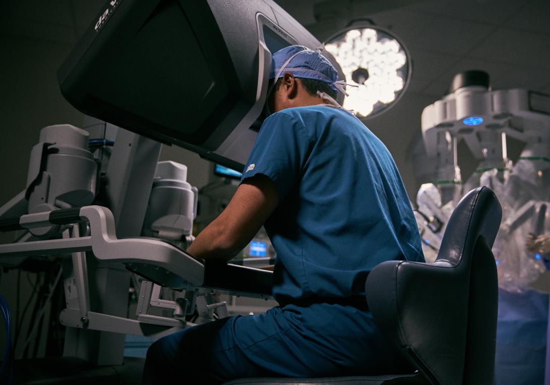 da Vinci robotic surgery for hernia treatment